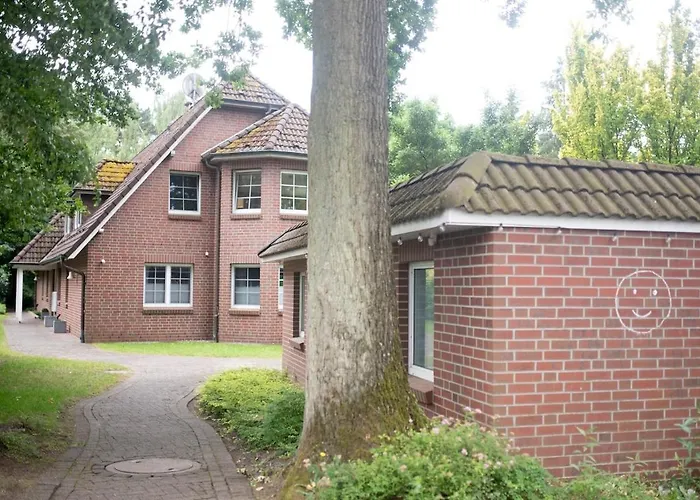 Schnuckenstube Souterrain Im Gruenen * 施内沃丁根